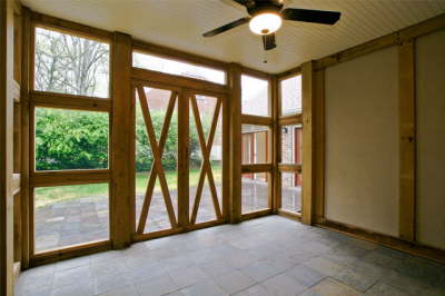 screen porch "b"